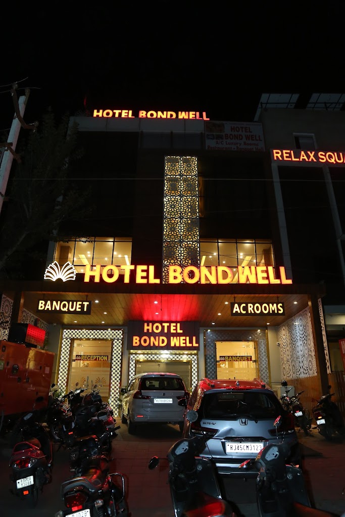 Bond Well Hotel