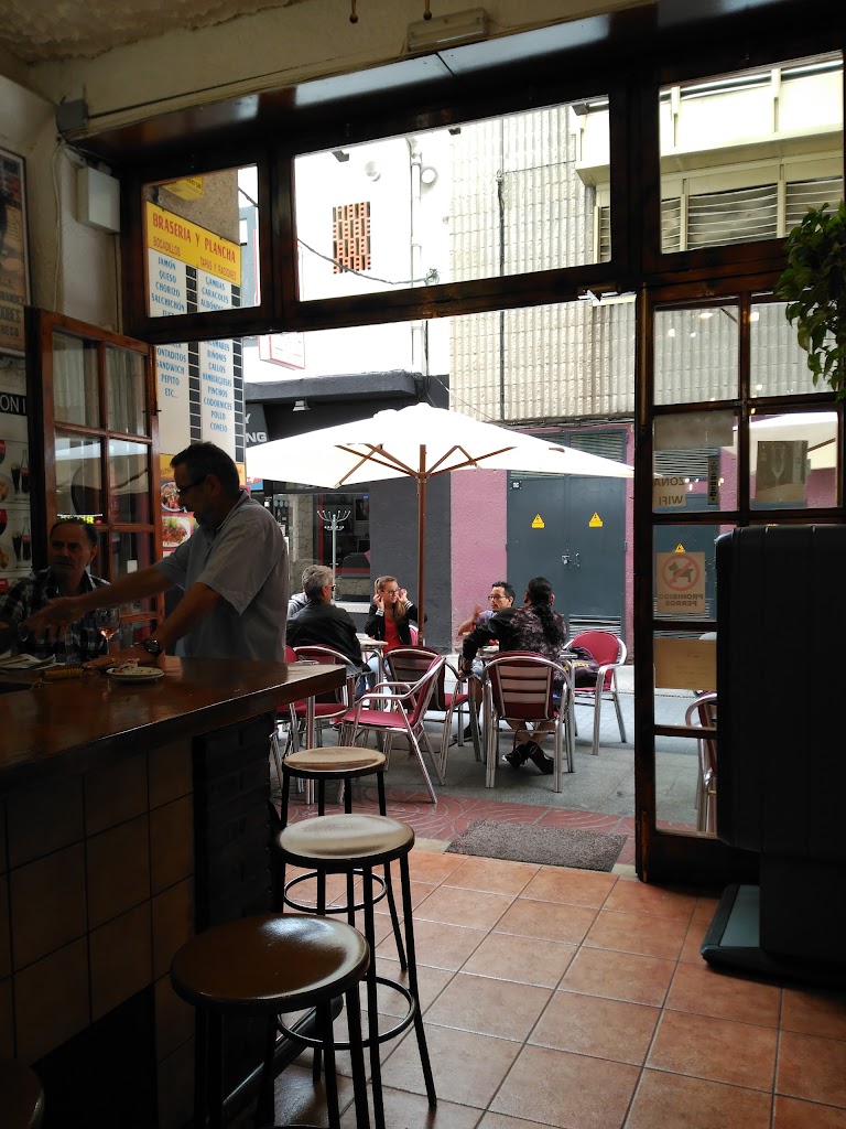 Restaurante Jamon 2 — Ambiente