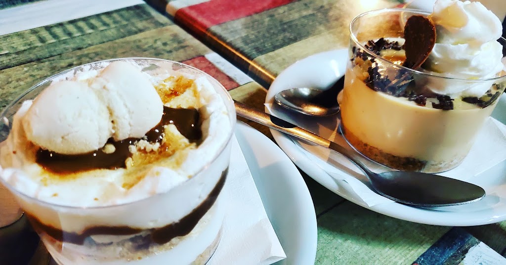 Bar El Rincon — Comida y bebida