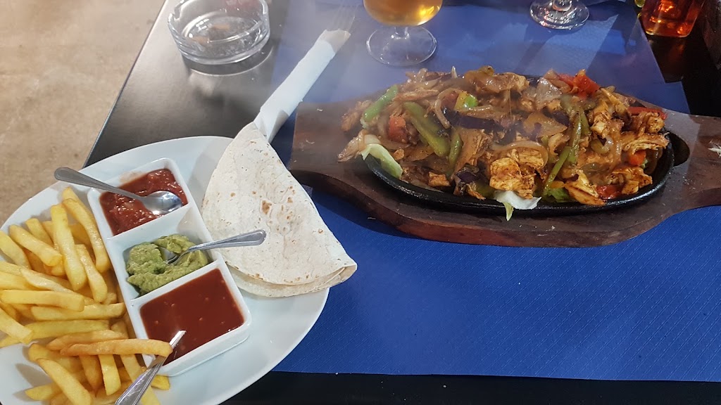 Restaurante Moonlight — Comida y bebida