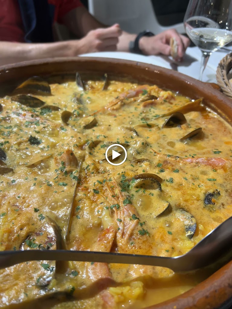 Restaurante Asturiano — Videos