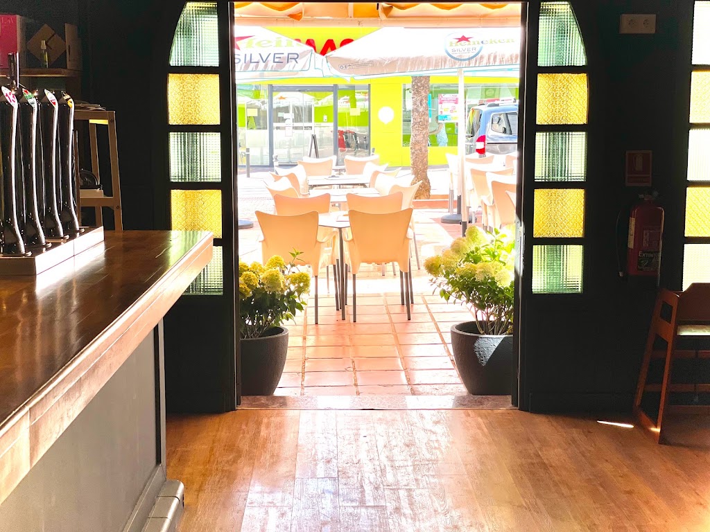 The Dingle Bar — Ambiente
