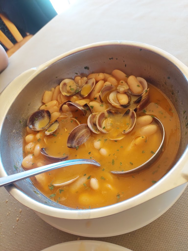 Tasca Restaurante Sidreria Asturias — Comida y bebida