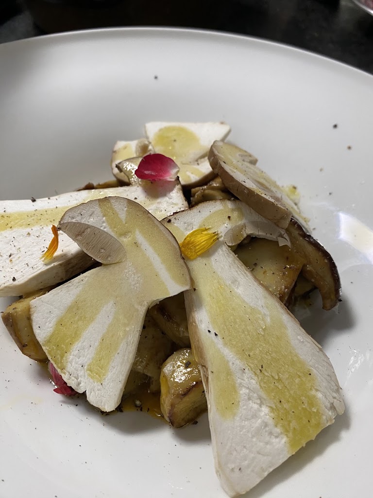 Restaurante Cabanas — Comida y bebida