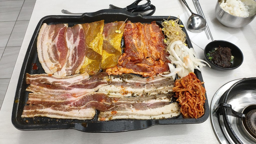 肉部長 韓式平價烤肉鍋物(屏東民生) 的照片