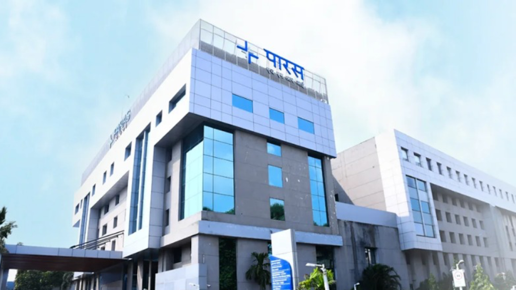 Dr. Paras Hmri Patna