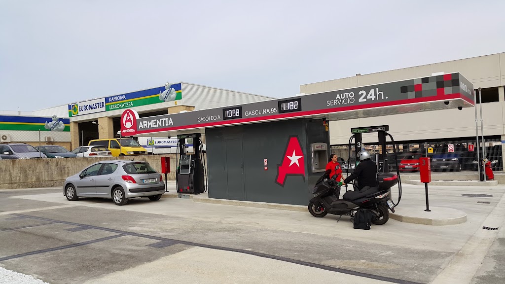 Gasolinera Armentia — Estacion de servicio
