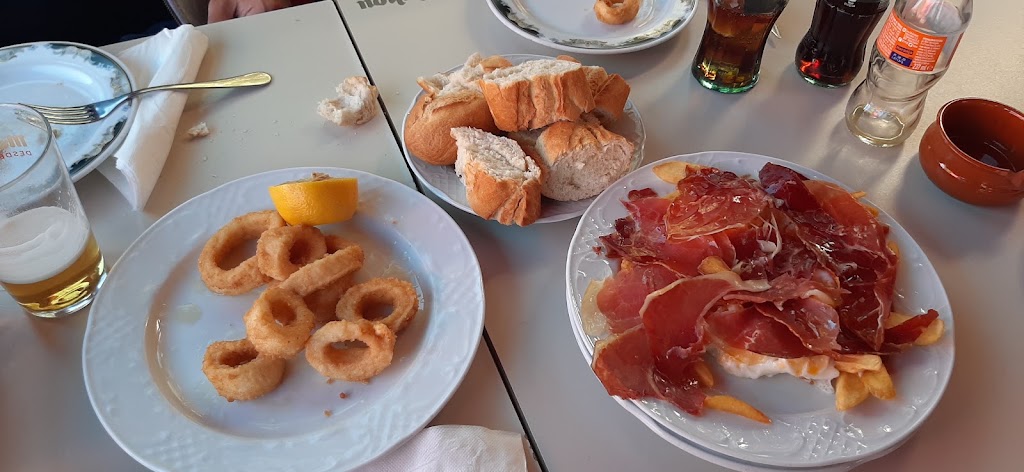 El Patio de Tito — Comida y bebida