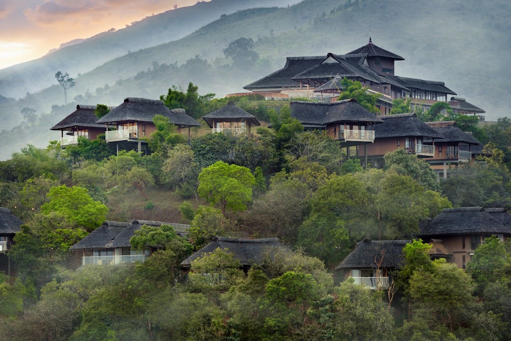 Mountain Shadows Resort