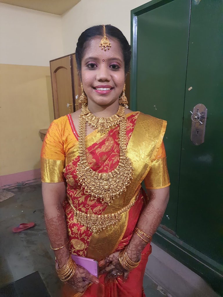 Newmythees Beauty Parlour