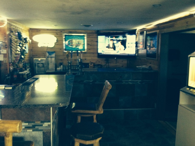  Mountain Bay Bar & Grill