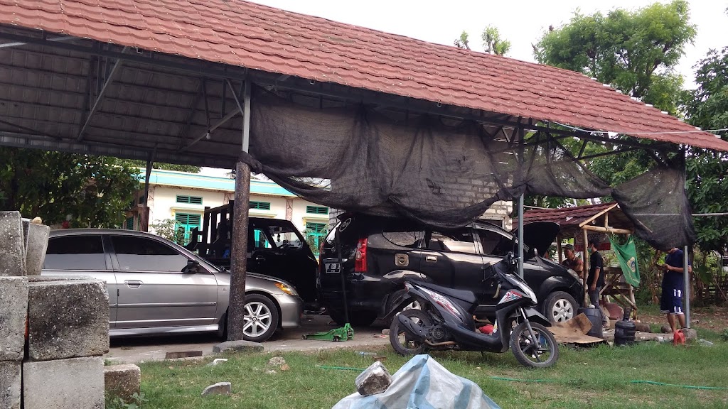 Bengkel Mobil Ferry Motor