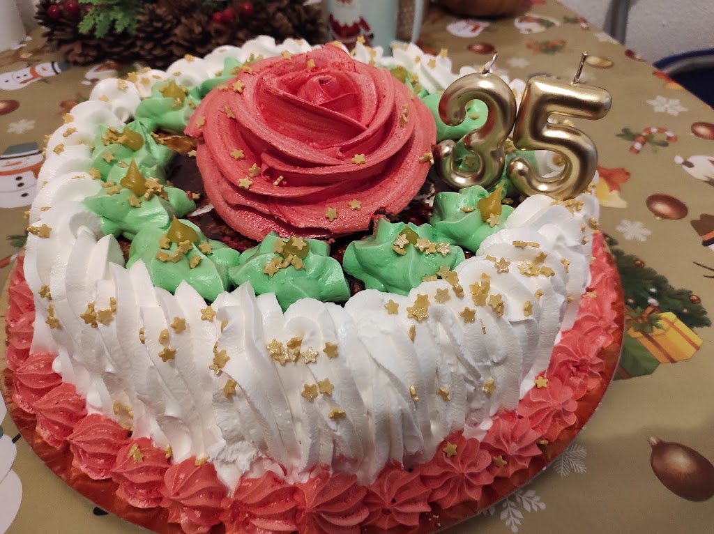 Pasteleria Espinosa — Comida y bebida
