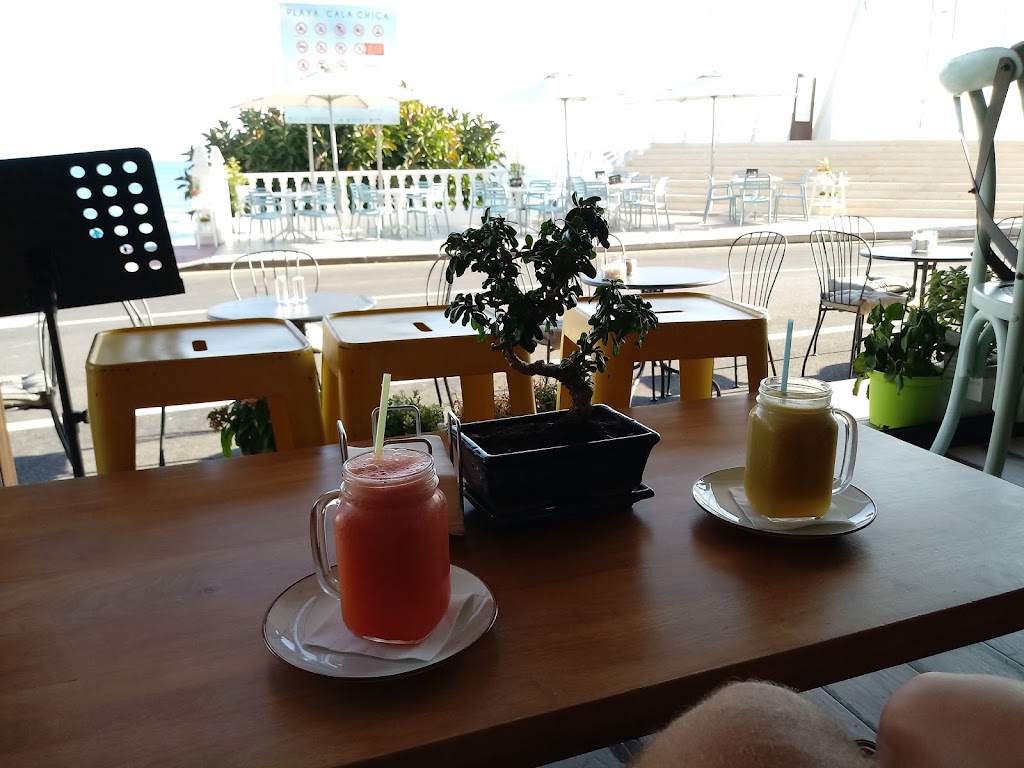 Entre Vientos — Comida y bebida