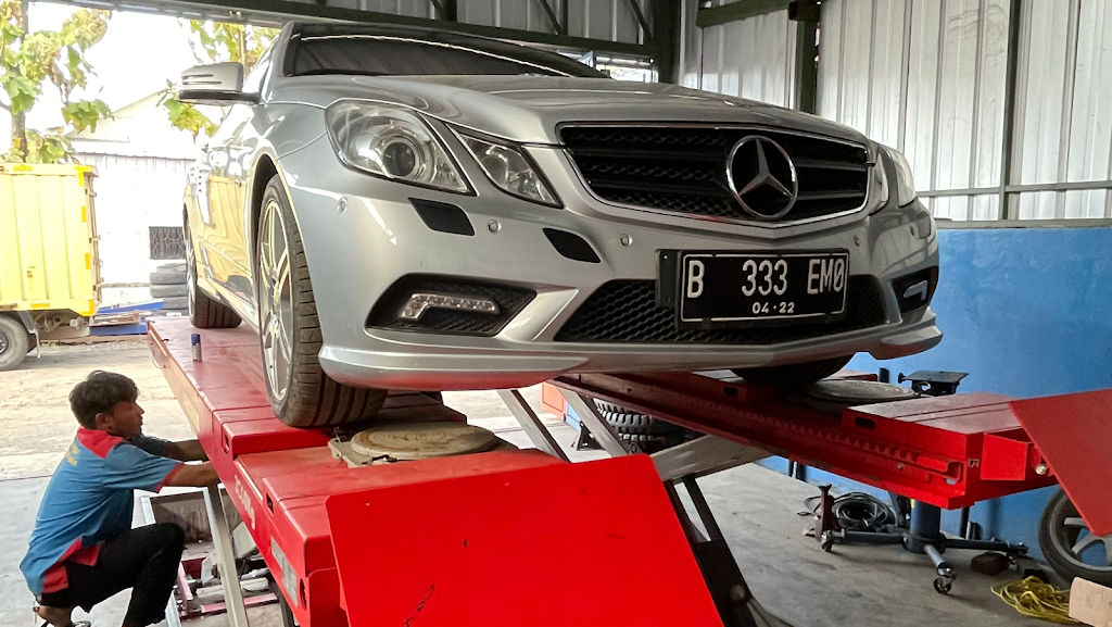 Sinar 33 Motor