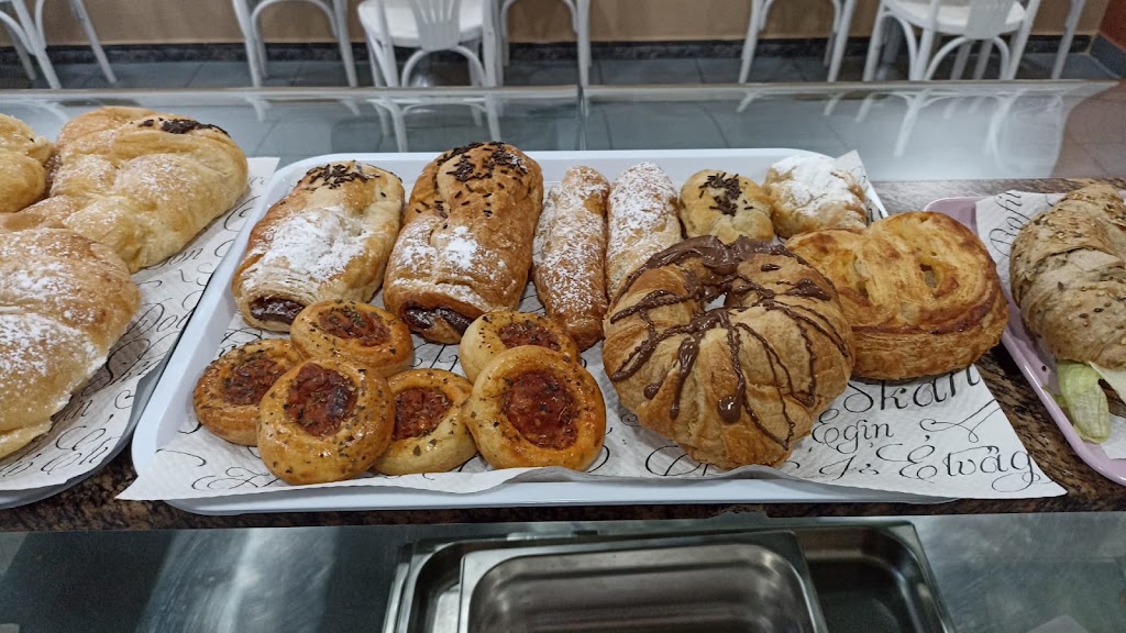 Cafeteria Panaderia Croquant — Comida y bebida