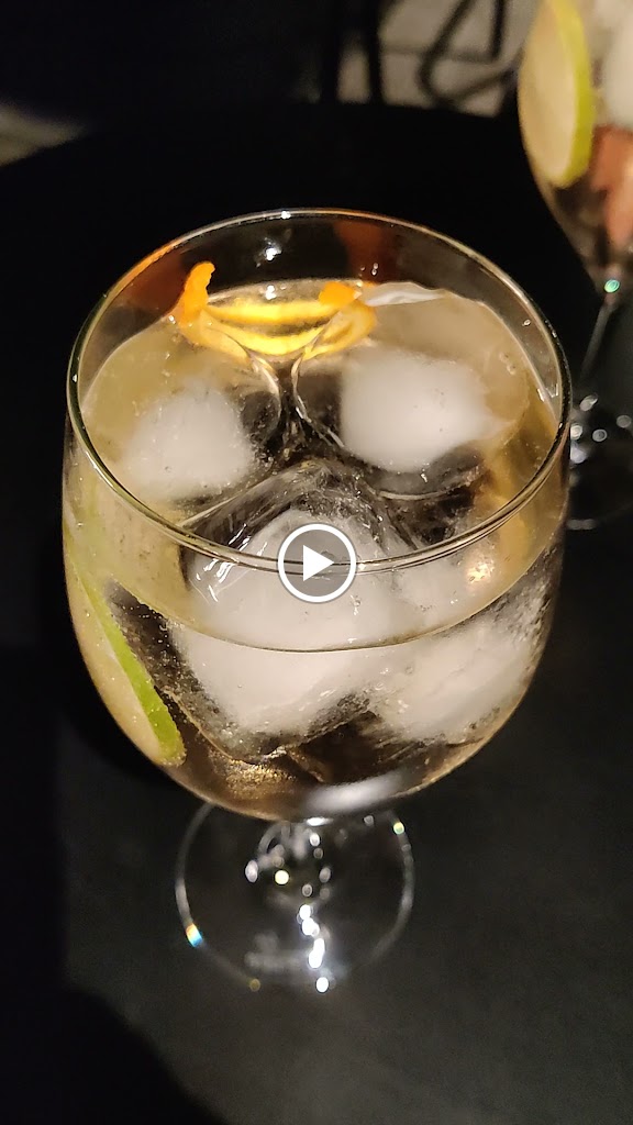 Pub 20d'canas&copas — Videos