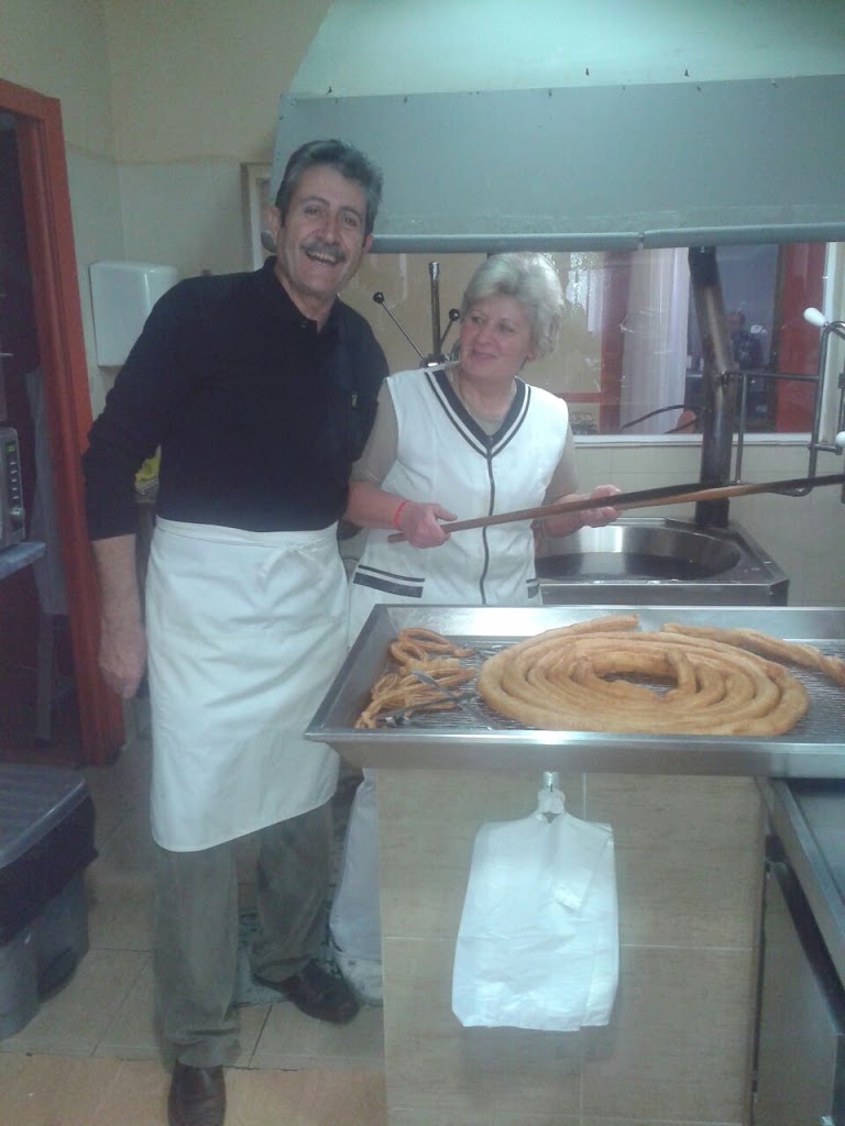 Chocolateria Churreria Jeny Bar Cafeteria — Ambiente