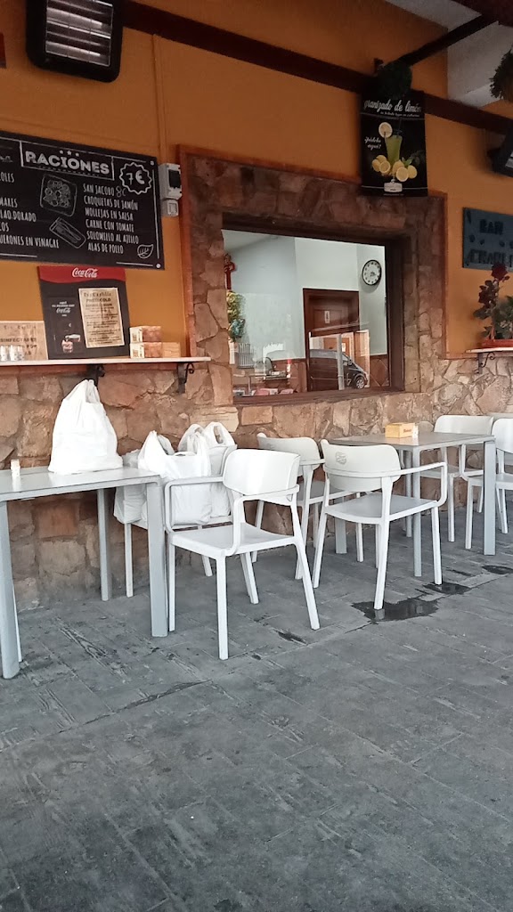 Meson Los Castillos — Ambiente