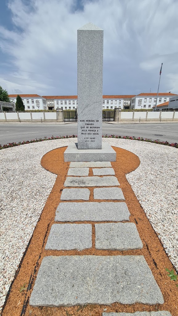 Monumento aos Herois de Chaves
