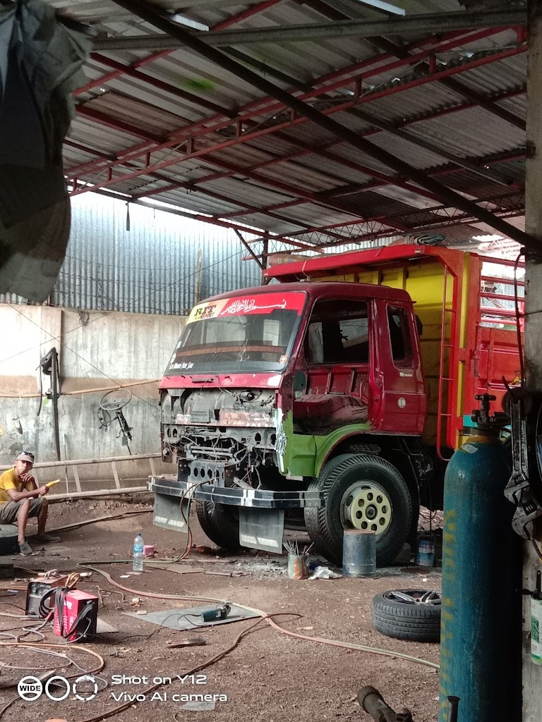 Bengkel Restorasi dan Las "JAYA ABADI"