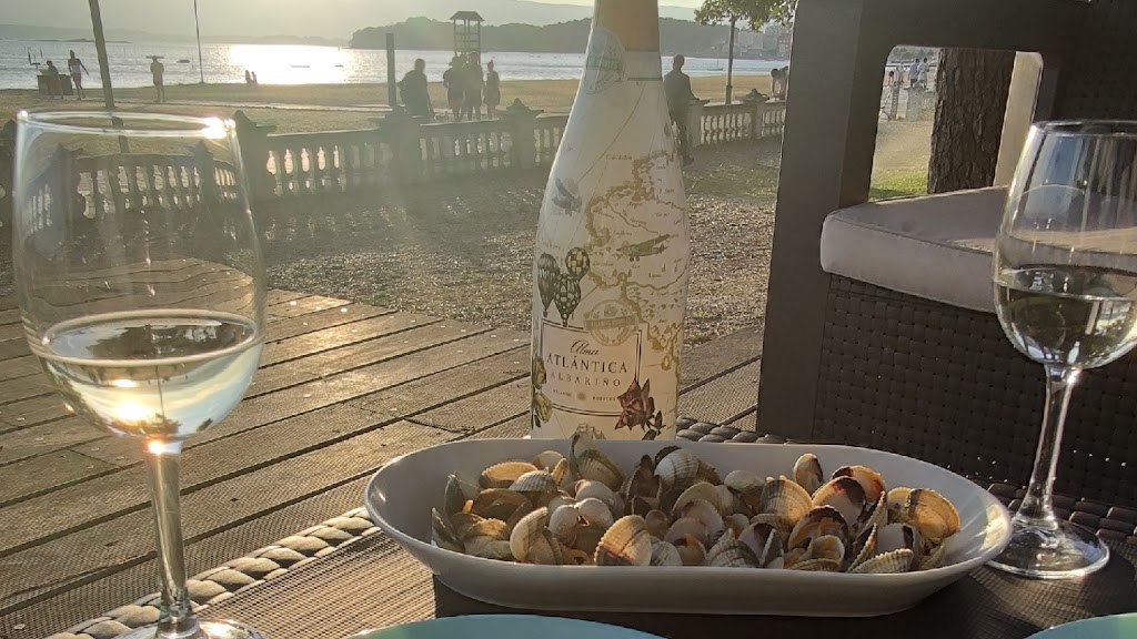 Osimu | Beach Club — Comida y bebida