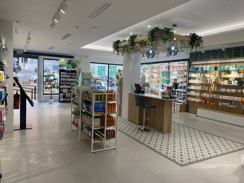 Farmacia Arenas — Del propietario