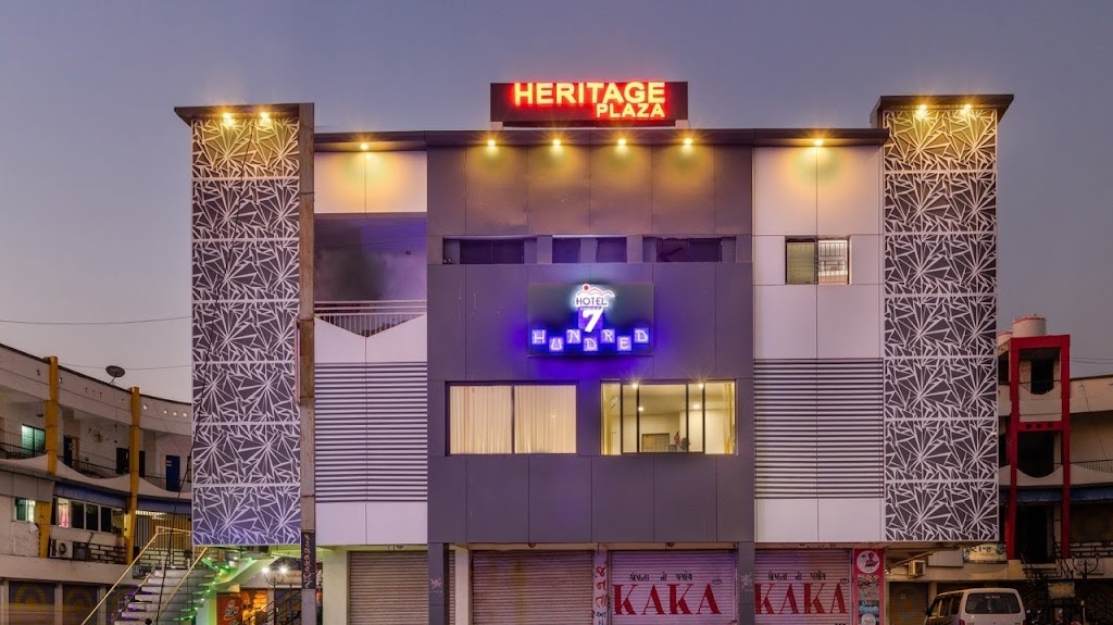 Hotel Shri 7 Hundred