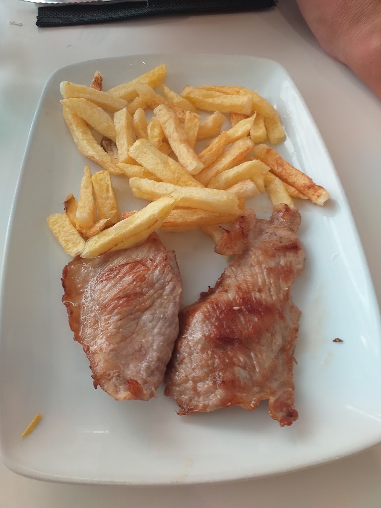 Cerveceria-Cafeteria La Plazuela de Jerez — Churrasco