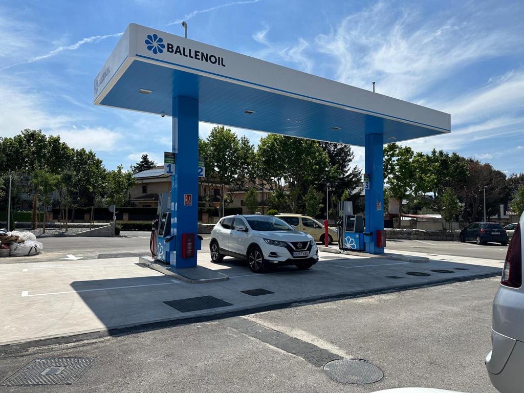 Ballenoil Galapagar — Estacion de servicio