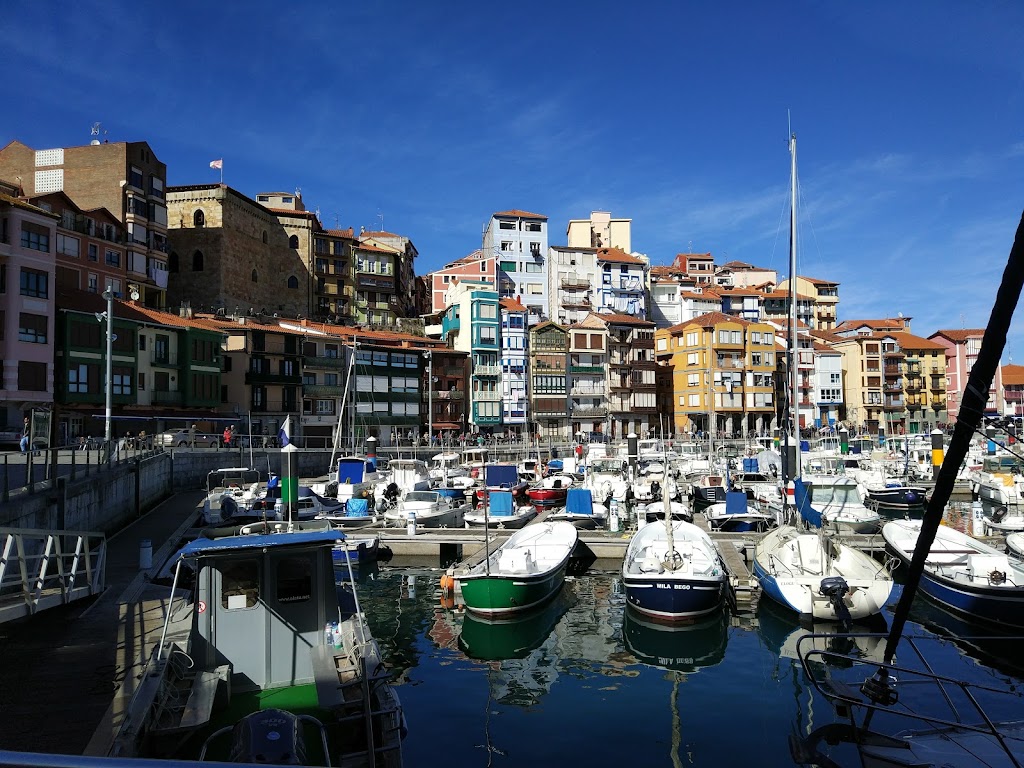 Andeko — Puerto Deportivo