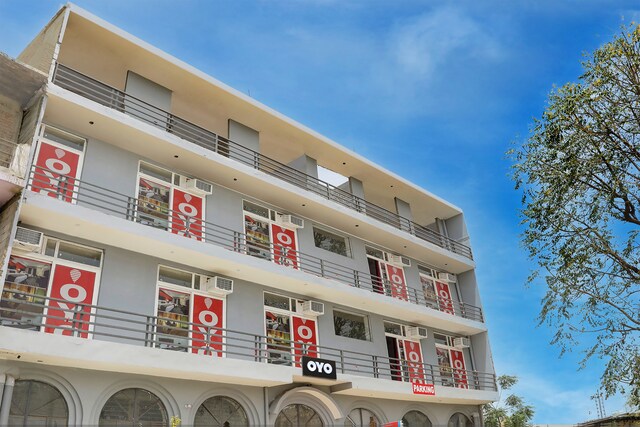 Oyo Flagship 813160 Hotel Unique