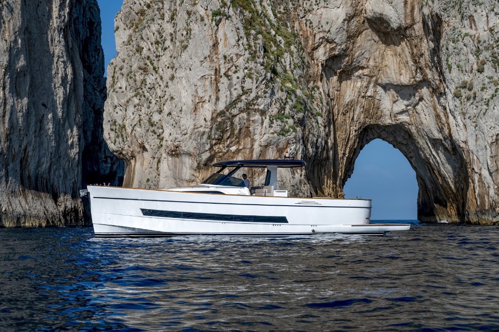 Island Yachts Broker & Charter Menorca — Todas