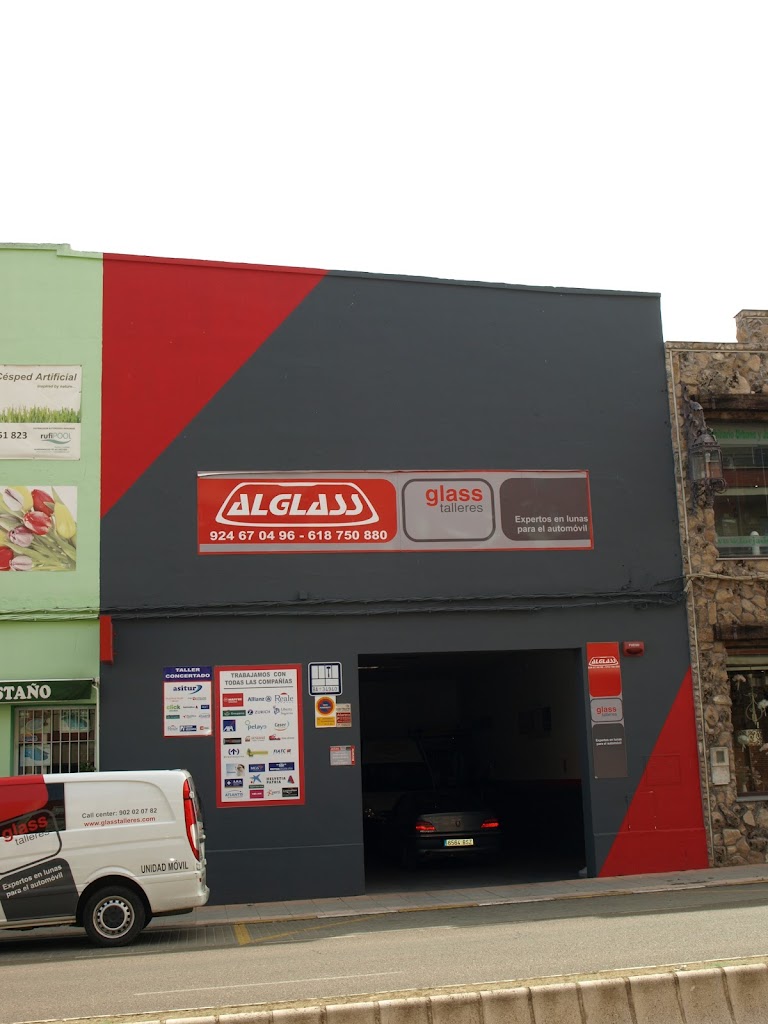 GLASS TALLERES CRISTALERIA DEL AUTOMOVIL EN ALMENDRALEJO - ALGLASS