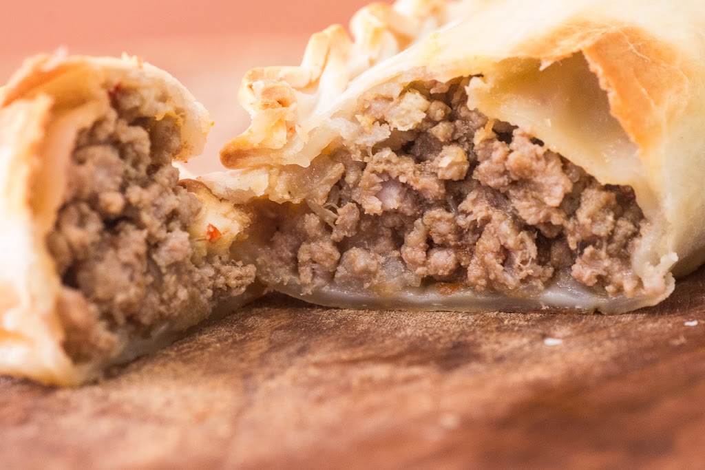 La Milonga, Empanadas Argentinas. OBRADOR — Comida y bebida