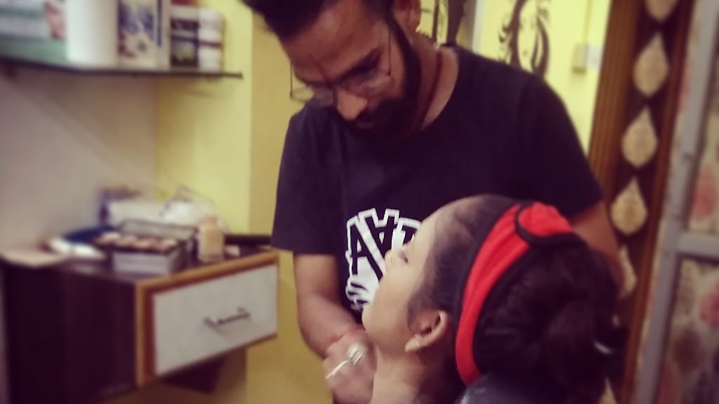 L M Parihar Unisex Parlour