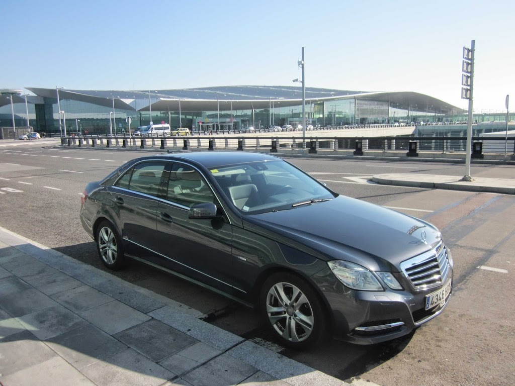 Luxury car