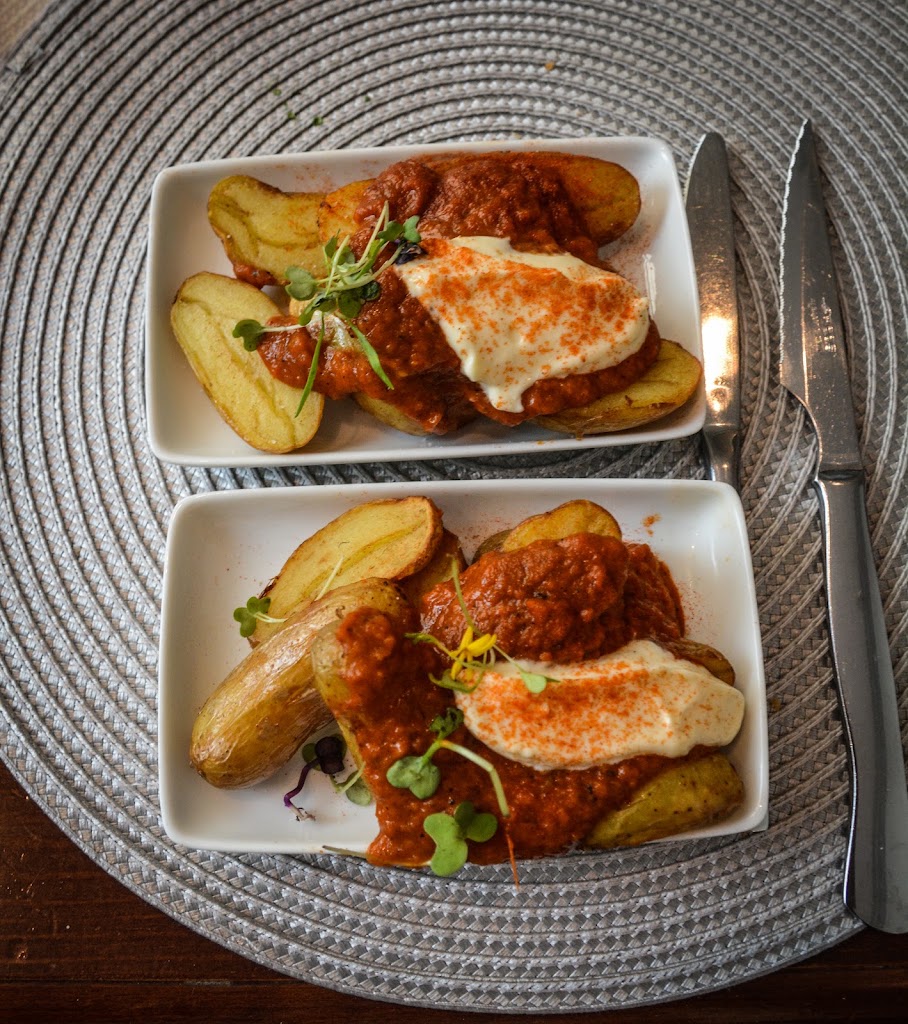 D'Aquinos Restaurant — Comida y bebida