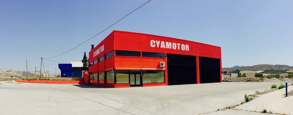 CYA MOTOR: Taller de Motos — Exterior