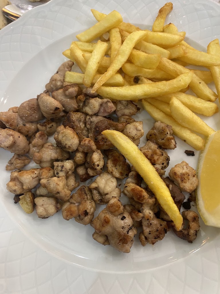 Bar "LA TASQUITA". — Papas fritas