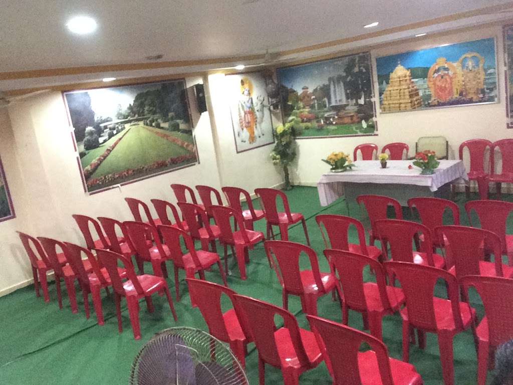 Sri Sathyaa Mess And Lodge