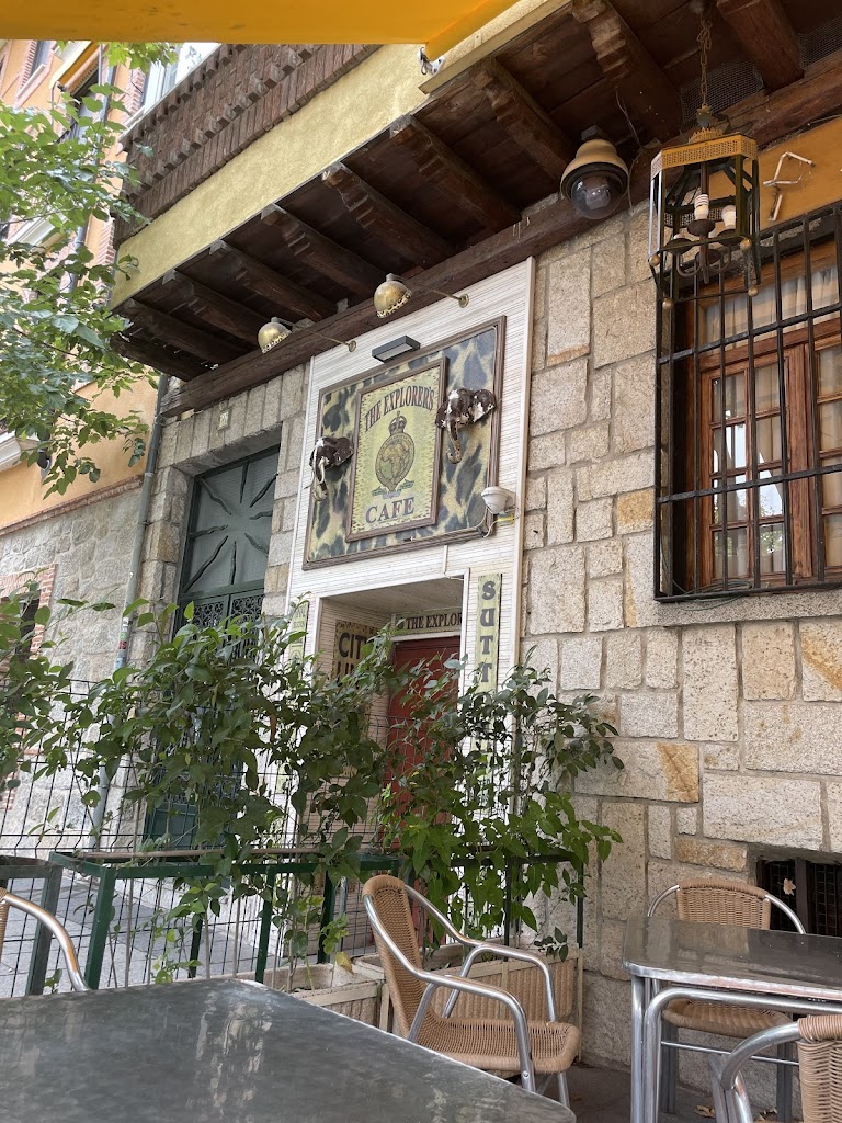 The Explorer's Cafe El Escorial