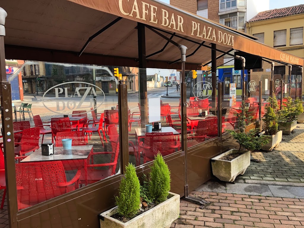 Cafe Plaza Doze