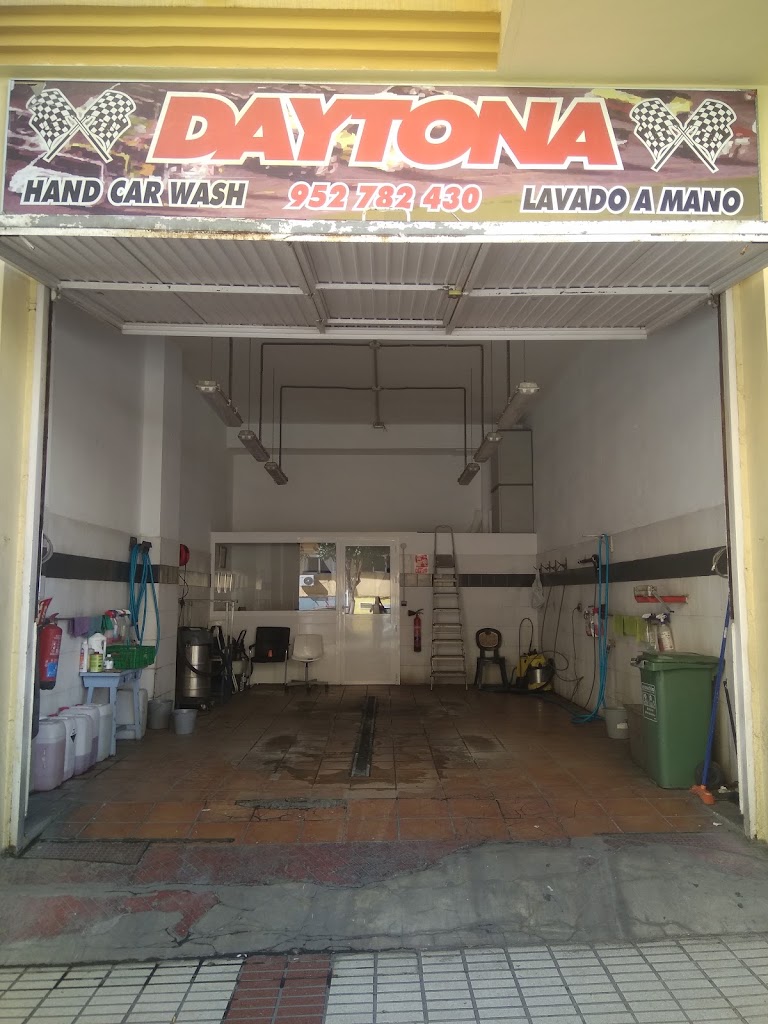 Daytona Hand Car Wash — Exterior