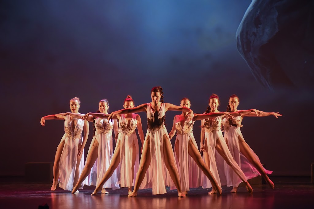 Escuela de danza Eva Gris | Clases de ballet y artes escenicas