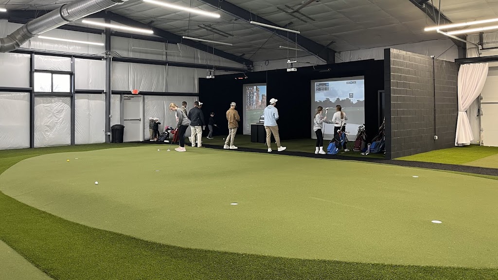  Gibson Bay Golf Garage