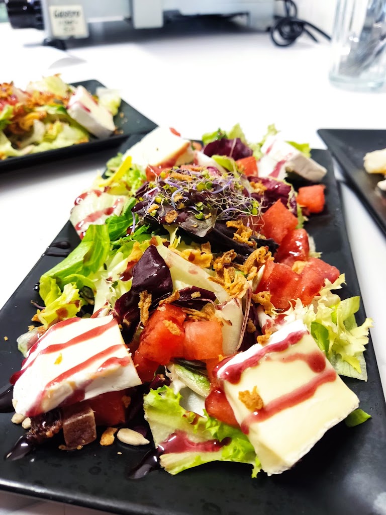 Restaurant Les Massotes — Comida y bebida