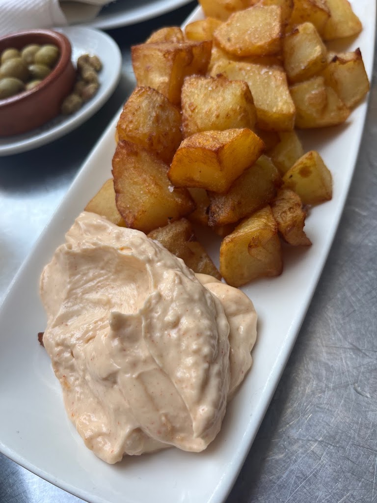 La Fusta — Patatas bravas