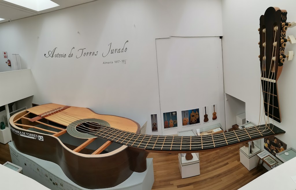 Museo de la Guitarra Antonio de Torres