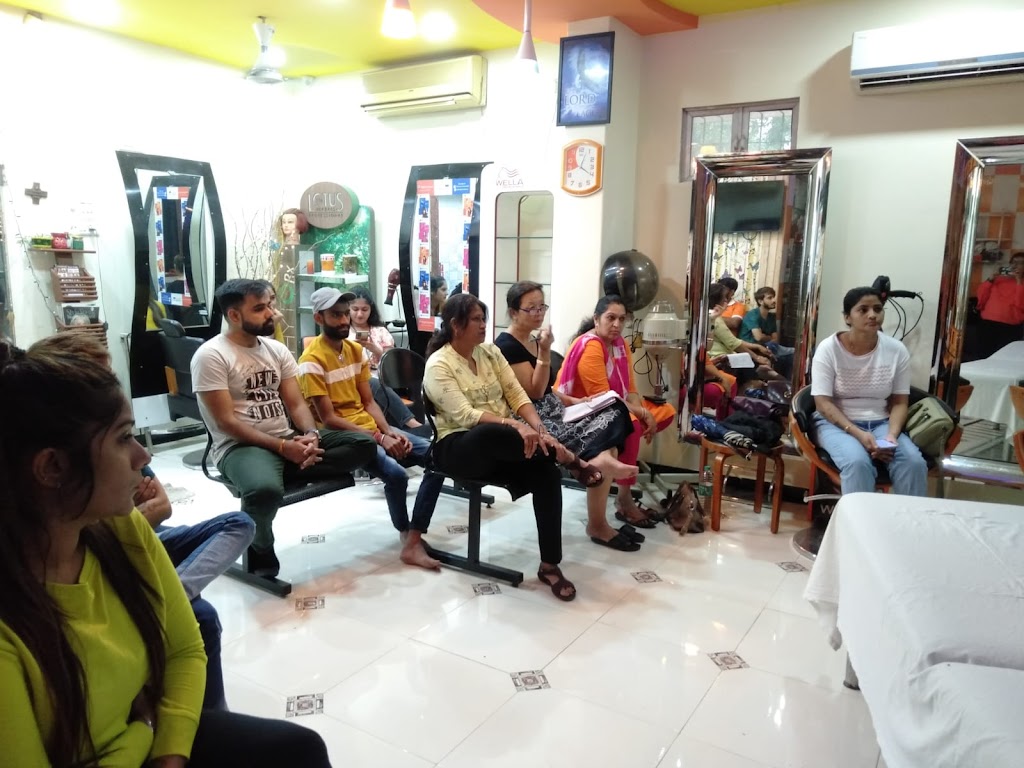 Korrean Beauty Parlour Since 1992